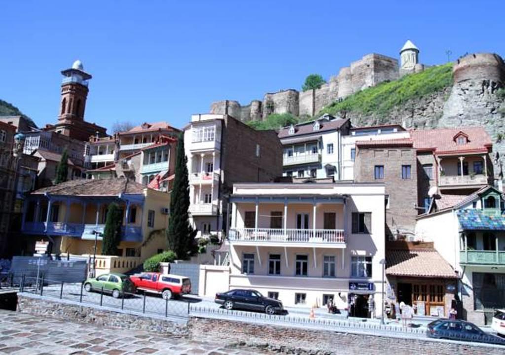 Vazi Lägenhet Tbilisi Exteriör bild