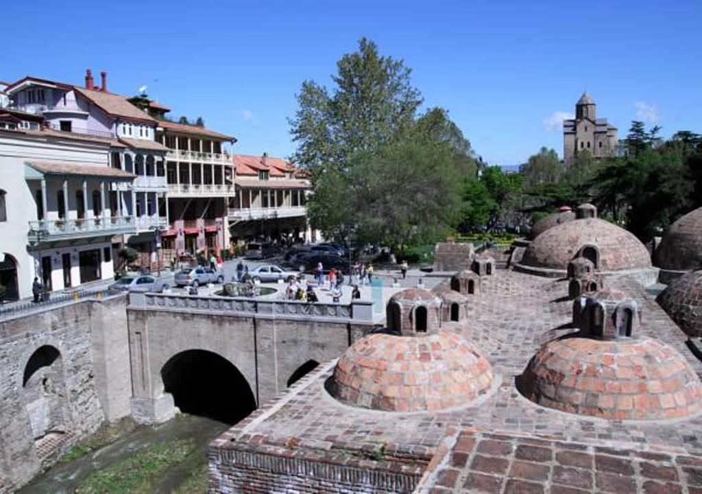 Vazi Lägenhet Tbilisi Exteriör bild